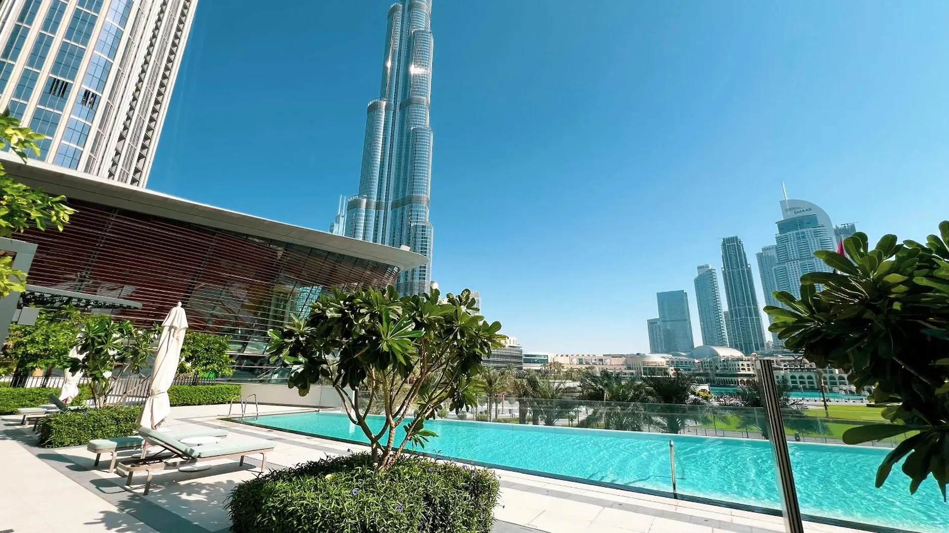 Grande Signature, 1Br, Infinity Pool & Gym, 5Min Walk To Dubai Mall 0*,  United Arab Emirates