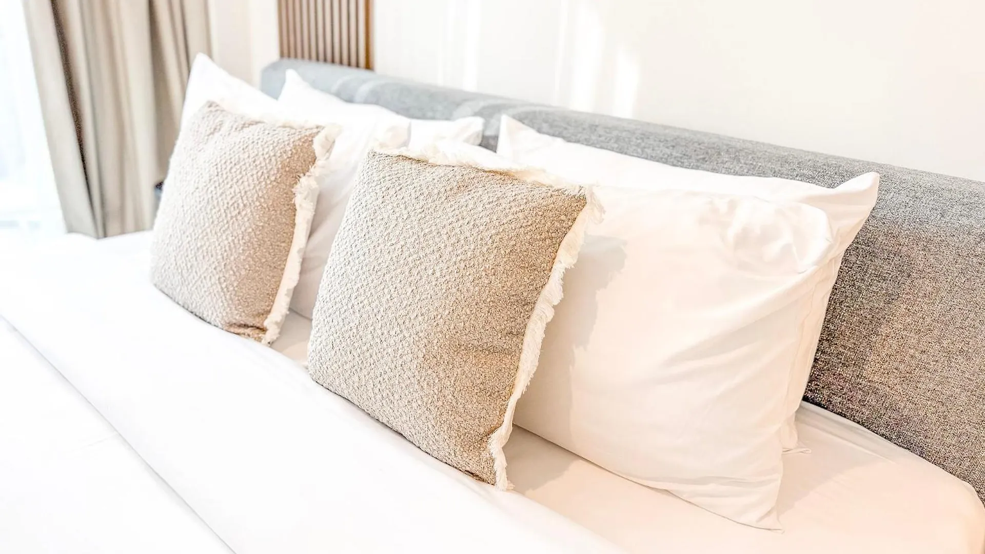 Grande Signature, 1Br, Infinity Pool & Gym, 5Min Walk To Dubai Mall
