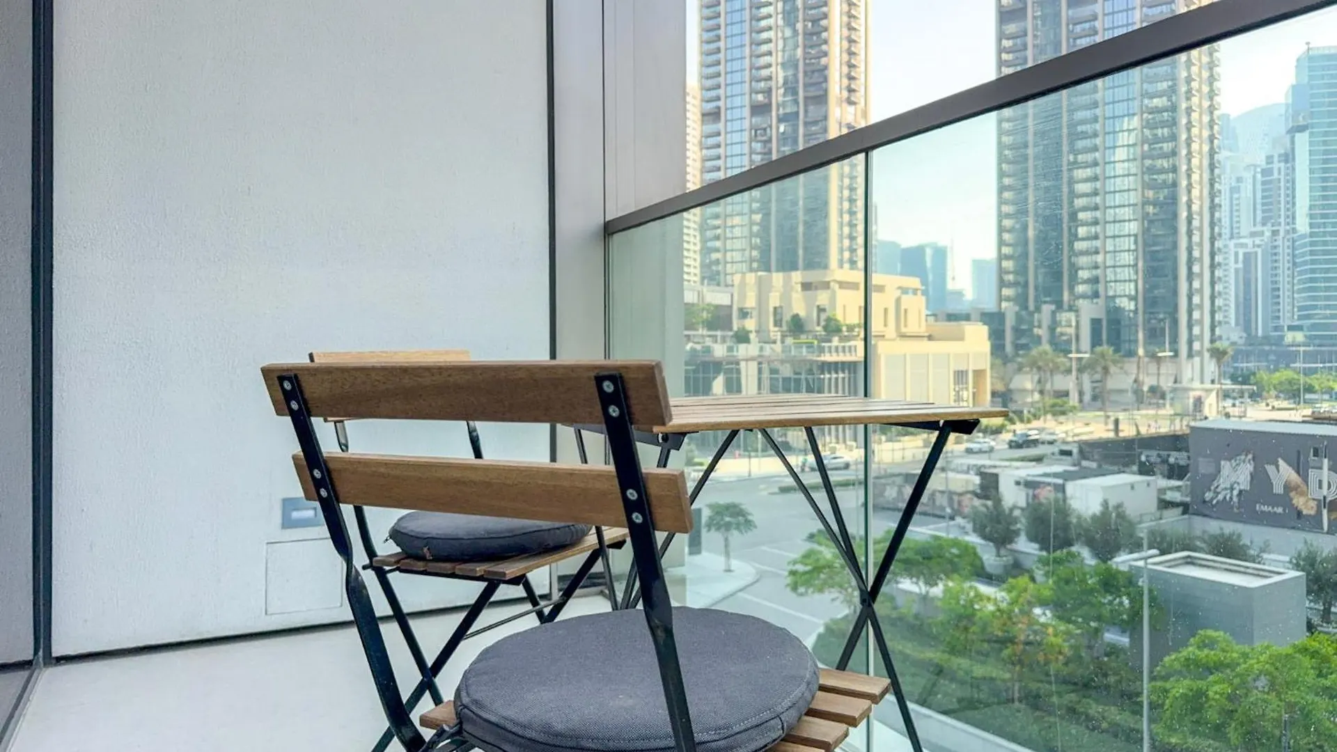 Grande Signature, 1Br, Infinity Pool & Gym, 5Min Walk To Dubai Mall איחוד האמירויות הערביות