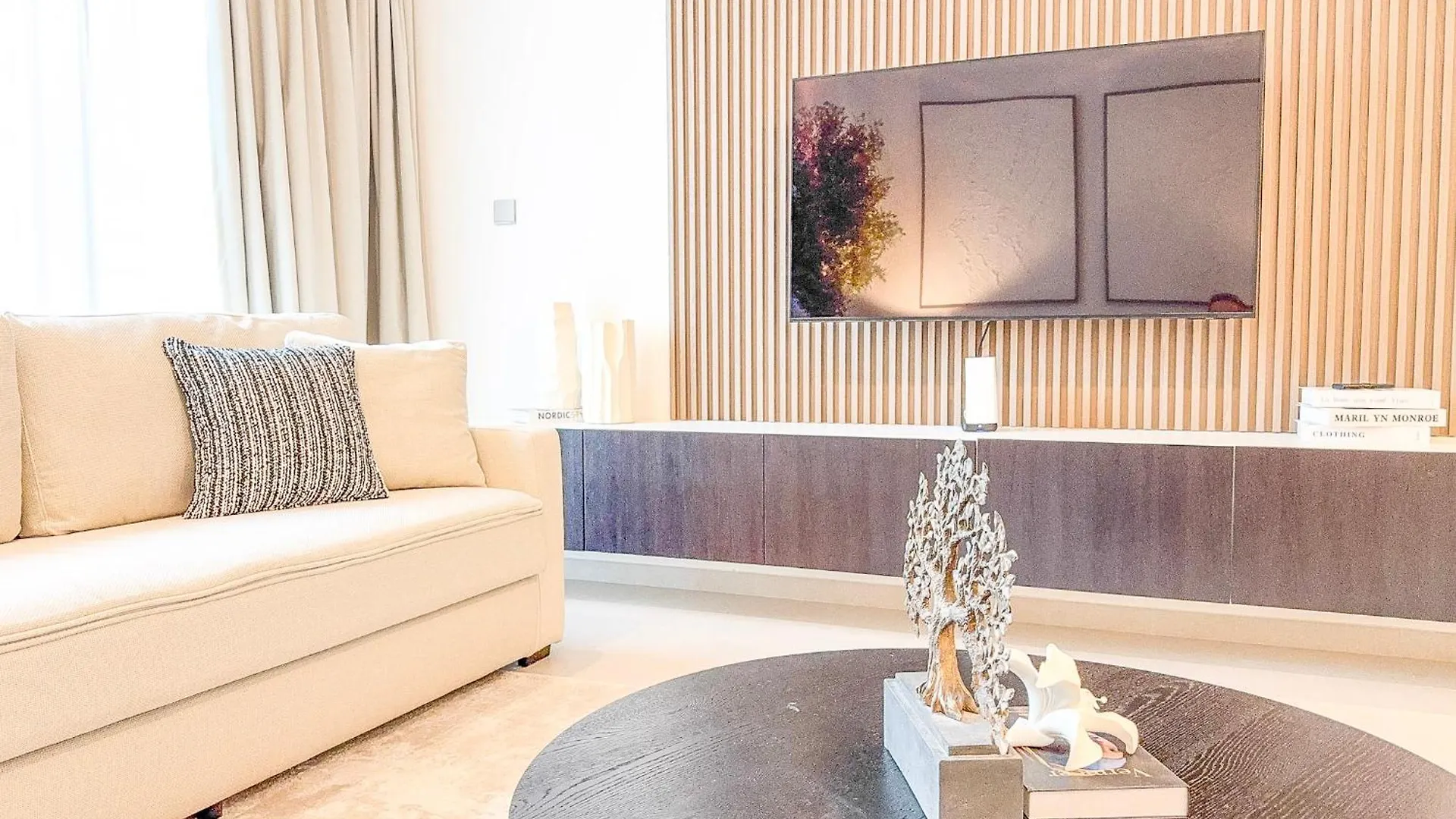 Grande Signature, 1Br, Infinity Pool & Gym, 5Min Walk To Dubai Mall
